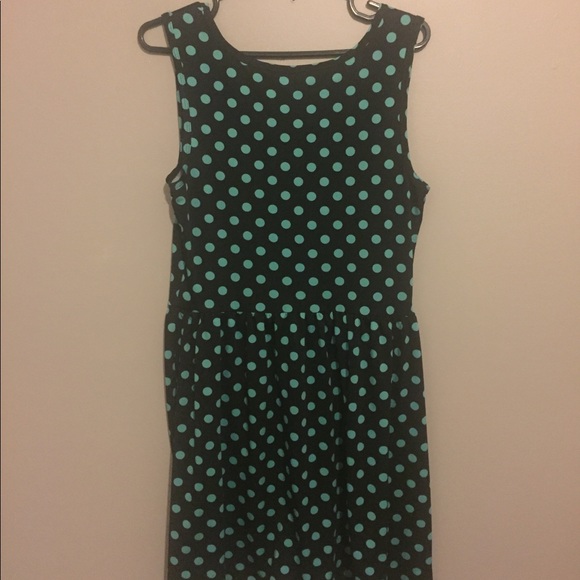 Poke-a-dot Dress - Picture 2 of 3